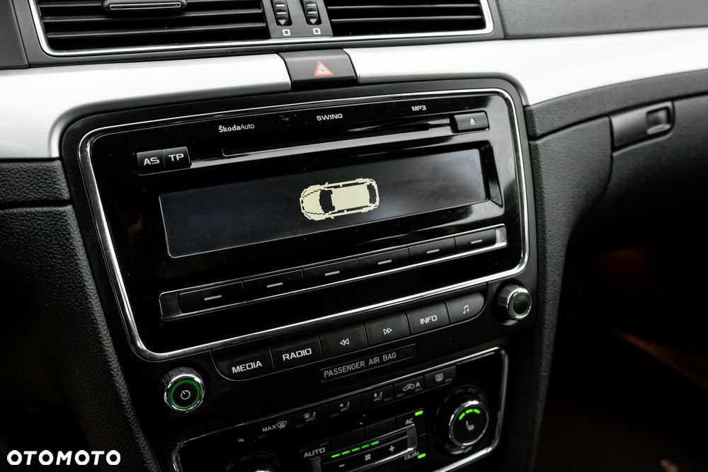 Skoda Superb 2.0 TDI Elegance Green tec - 33