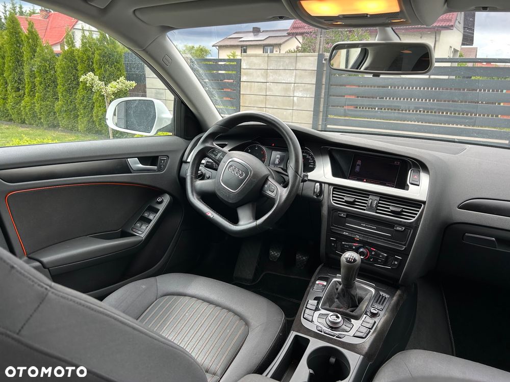 Audi A4 Avant 2.0 TDI DPF Ambition - 21