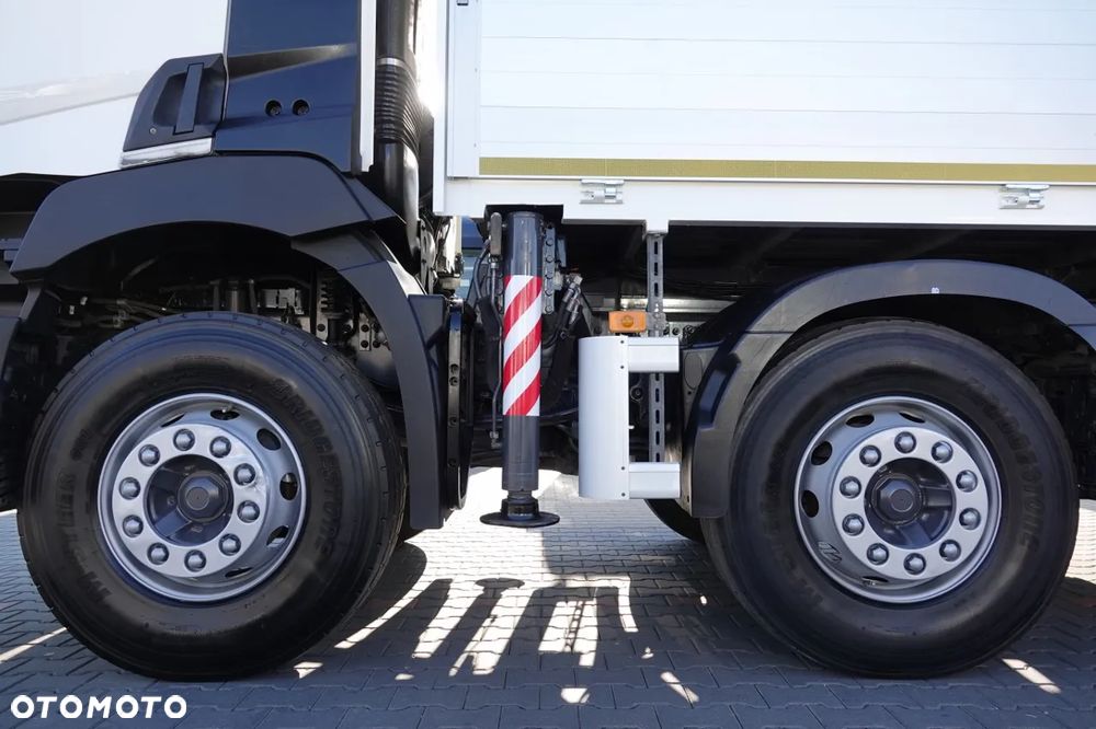 Renault C 430 / 8x4 / SKRZYNIOWY 7 M + HDS PALFINGER 33002 -wysów: 14,5 M / UDŹWIG 9800 KG / STEROWANIE RADIOWE / ROTATOR / EURO 6 - 24