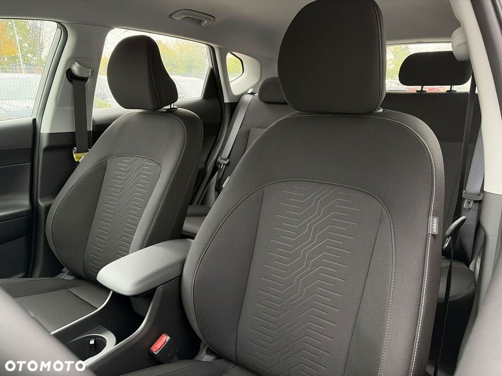Hyundai Kona - 27