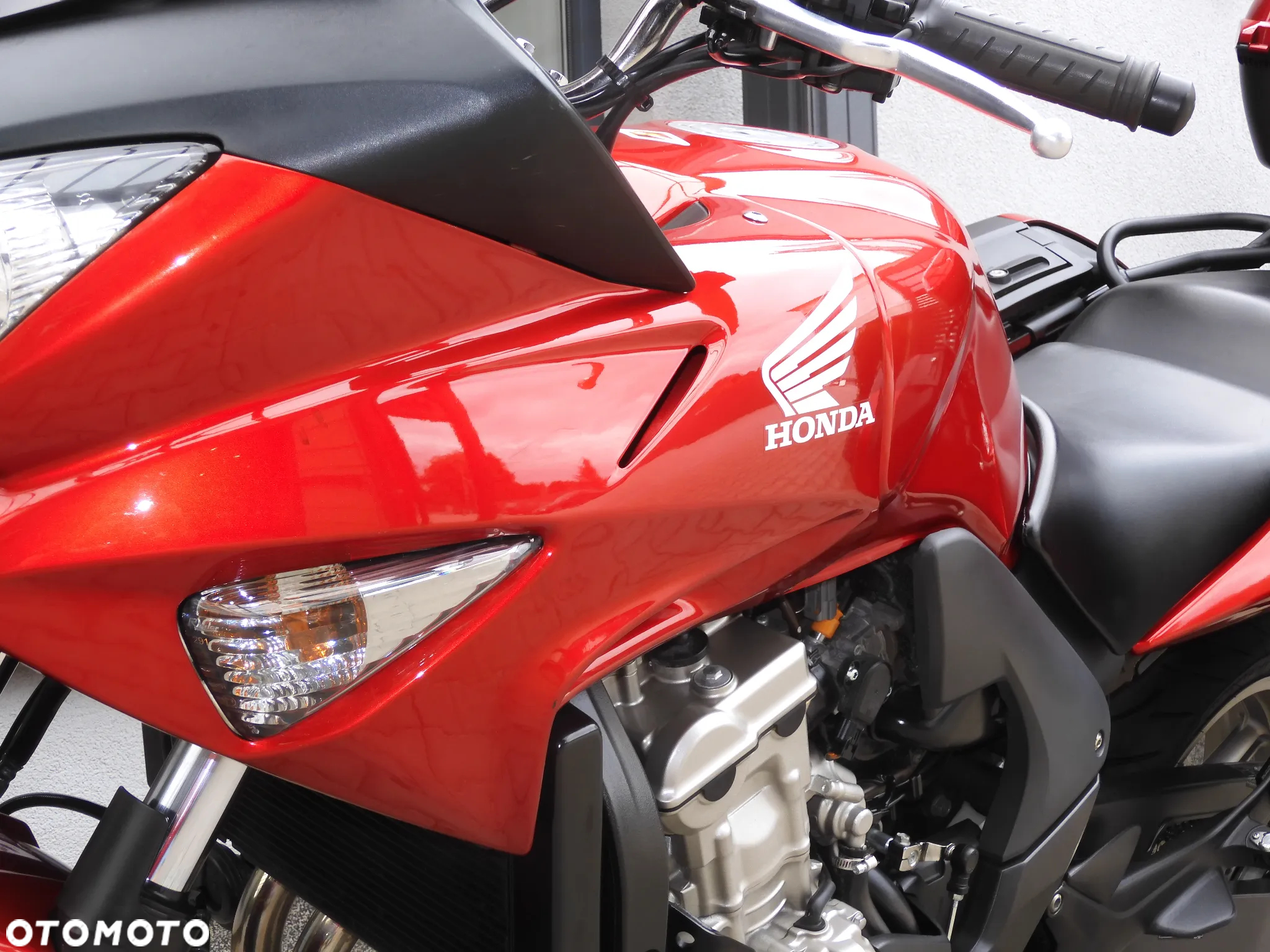 Honda CBF - 24