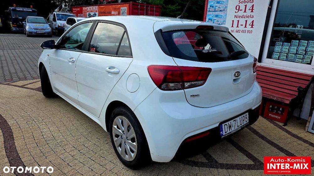 Kia Rio - 5