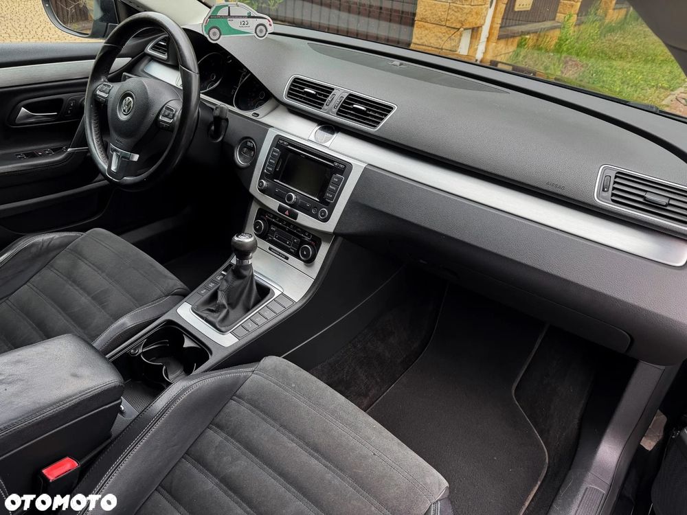 Volkswagen Passat CC 2.0 TDI BlueMotion Technology Exclusive - 29