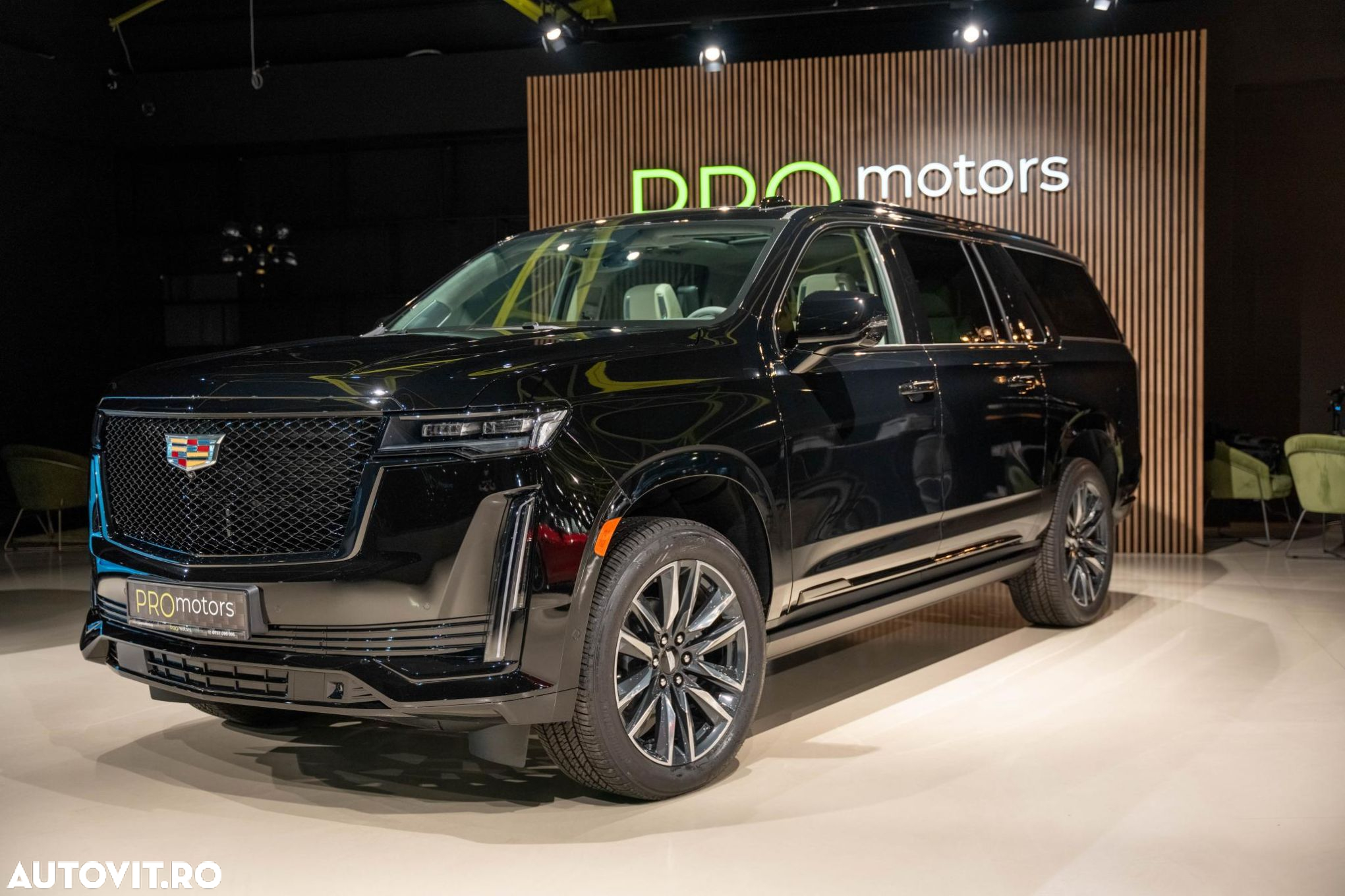 Cadillac Escalade - 9