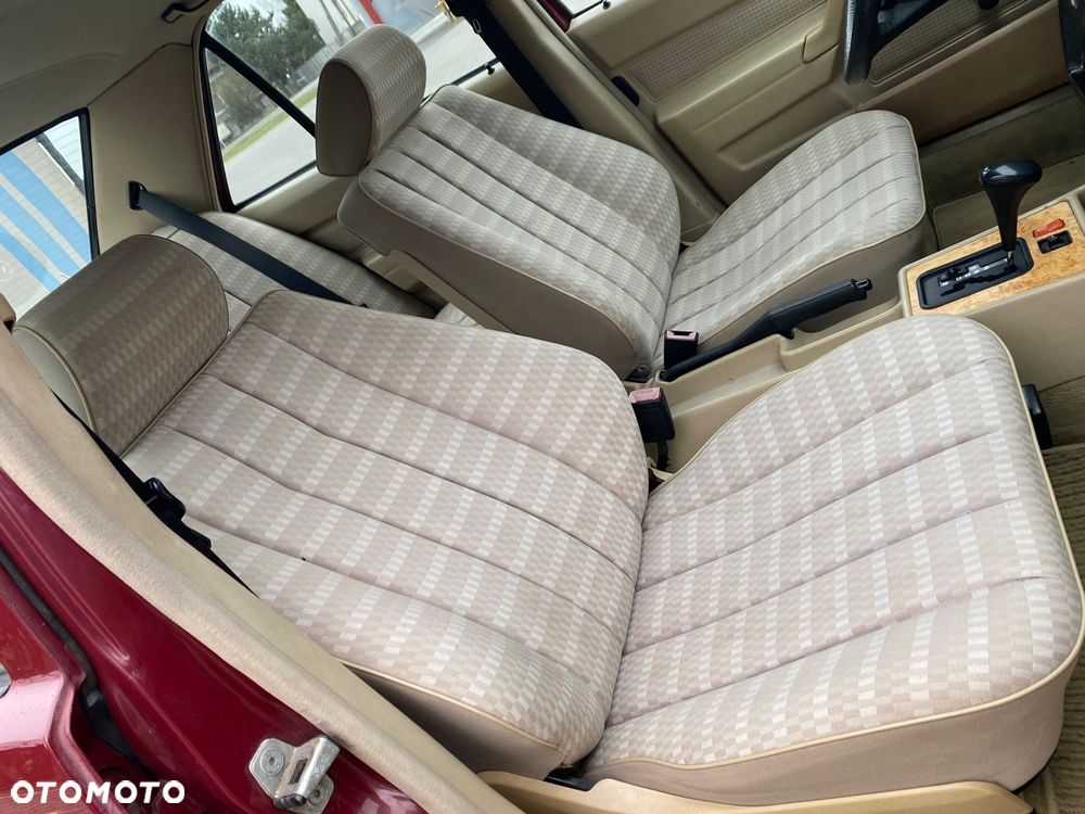 Mercedes-Benz W201 (190) - 16