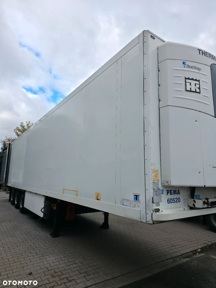 Schmitz Cargobull SKO24 - 7