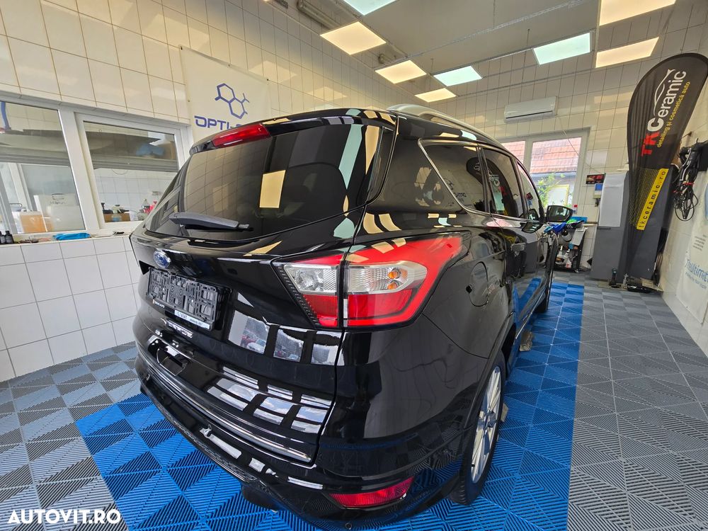 Ford Kuga 2.0 TDCi 4WD Powershift Vignale - 7