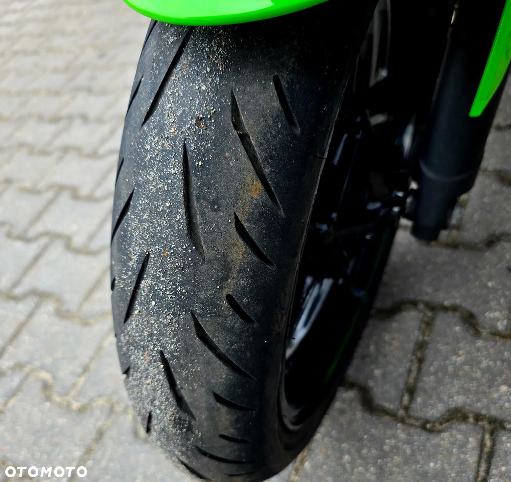 Kawasaki Ninja 400 - 17