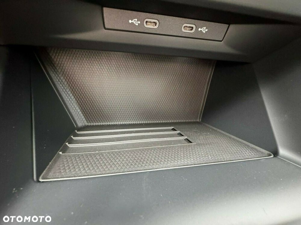 Volkswagen Golf - 21