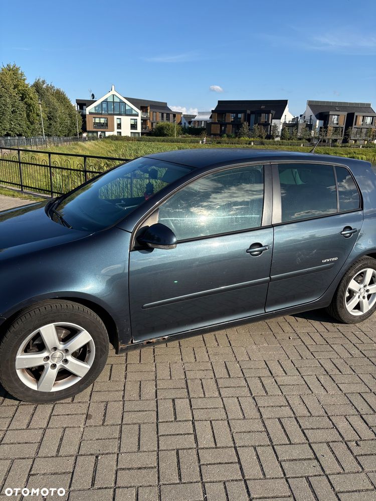 Volkswagen Golf 1.4 United - 2