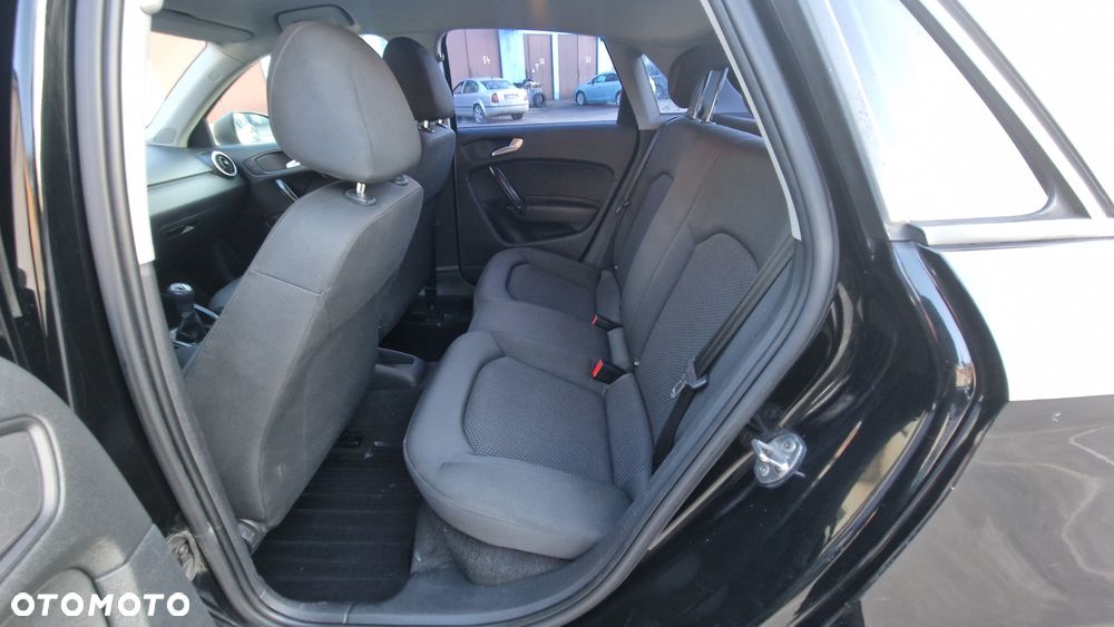 Audi A1 Sportback 1.6 TDI Attraction - 19