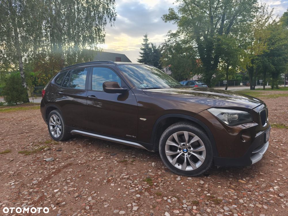BMW X1 xDrive18d - 11