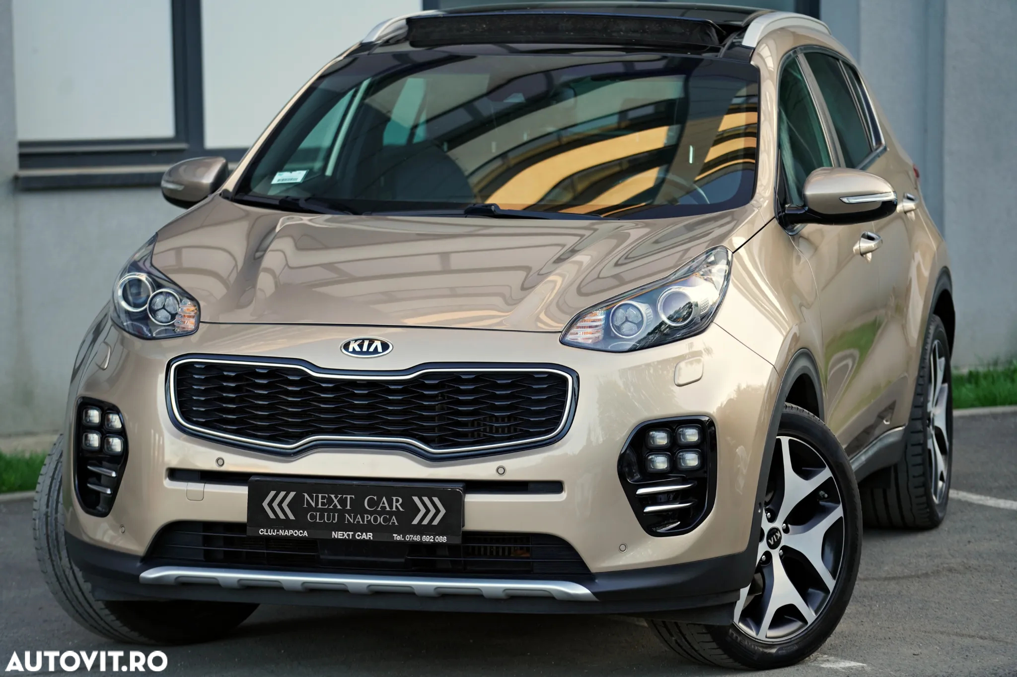 Kia Sportage 2,0 CRDI AWD Aut. GT Line - 2