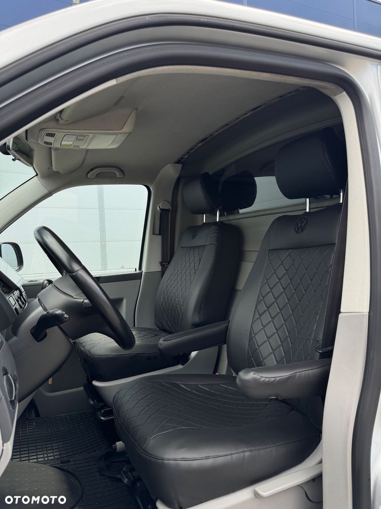 Volkswagen Transporter - 23