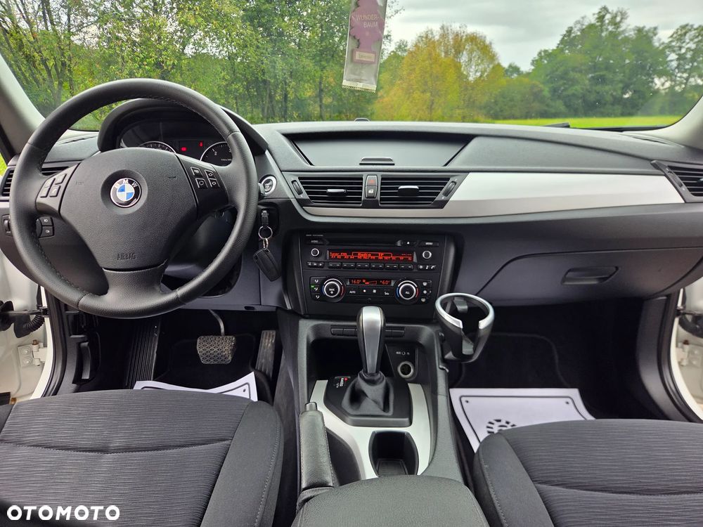 BMW X1 xDrive18d - 17