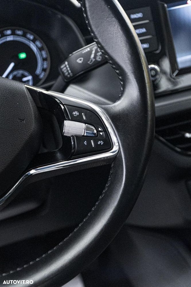 Skoda Kamiq 1.0 TSI DSG Ambition - 34