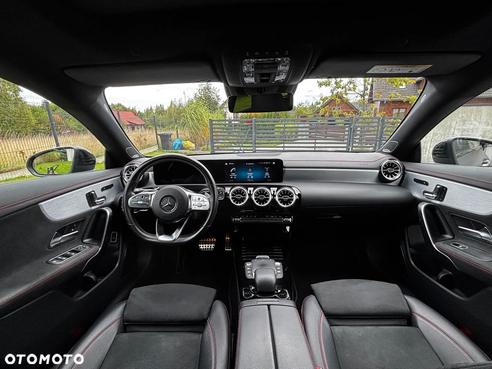 Mercedes-Benz CLA 200 d 4-Matic AMG Line 8G-DCT - 12