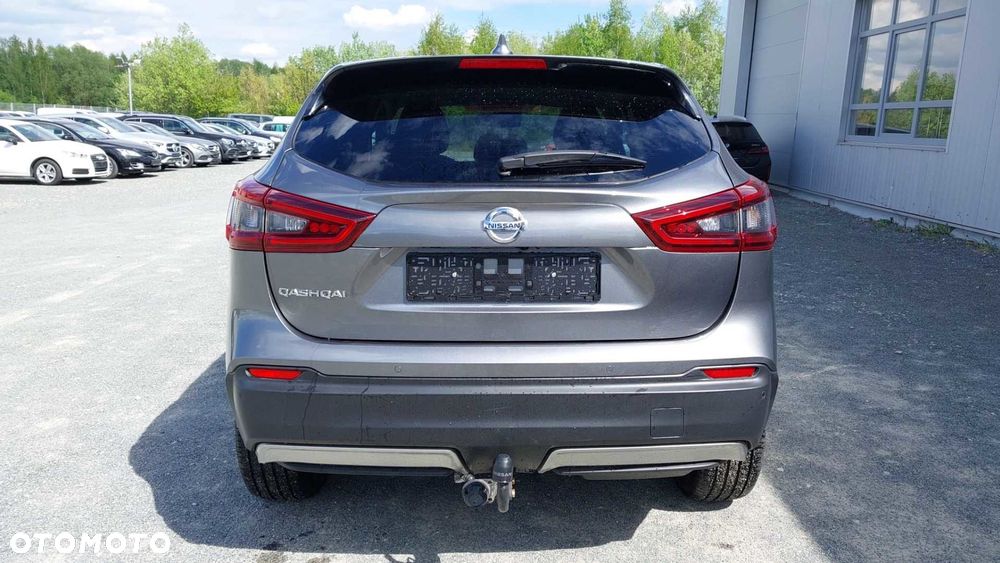 Nissan Qashqai 1.7 dCi 4x4 N-Connecta Xtronic - 4