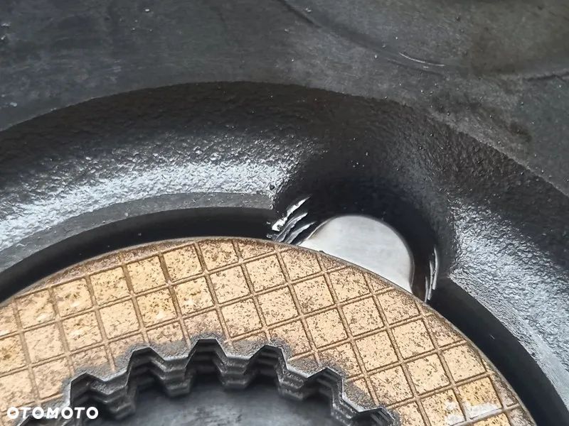 Most Carraro 20.19 dyferencjał USA Z16 Case MX100C - 7