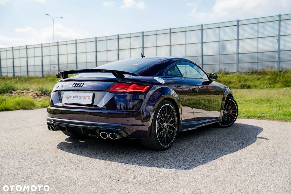 Audi TT S Coupé - 7