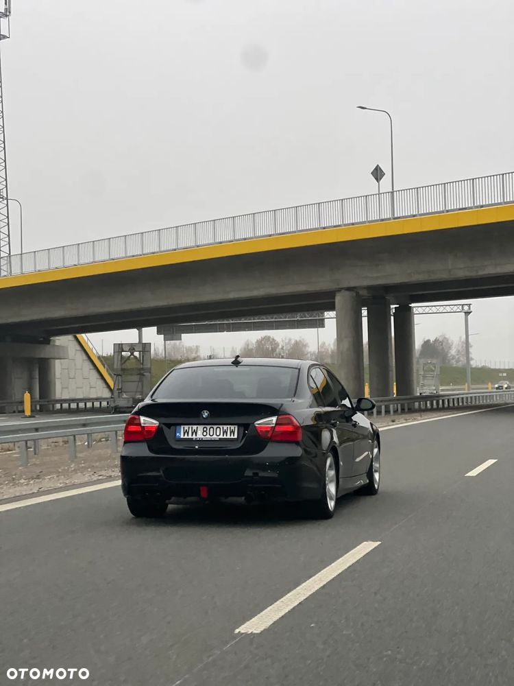 BMW Seria 3 335i xDrive - 29
