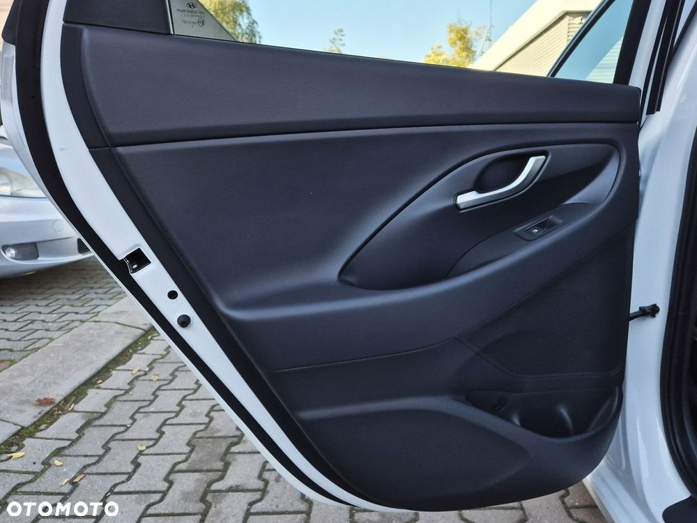 Hyundai i30 1.0 T-GDI Smart - 25