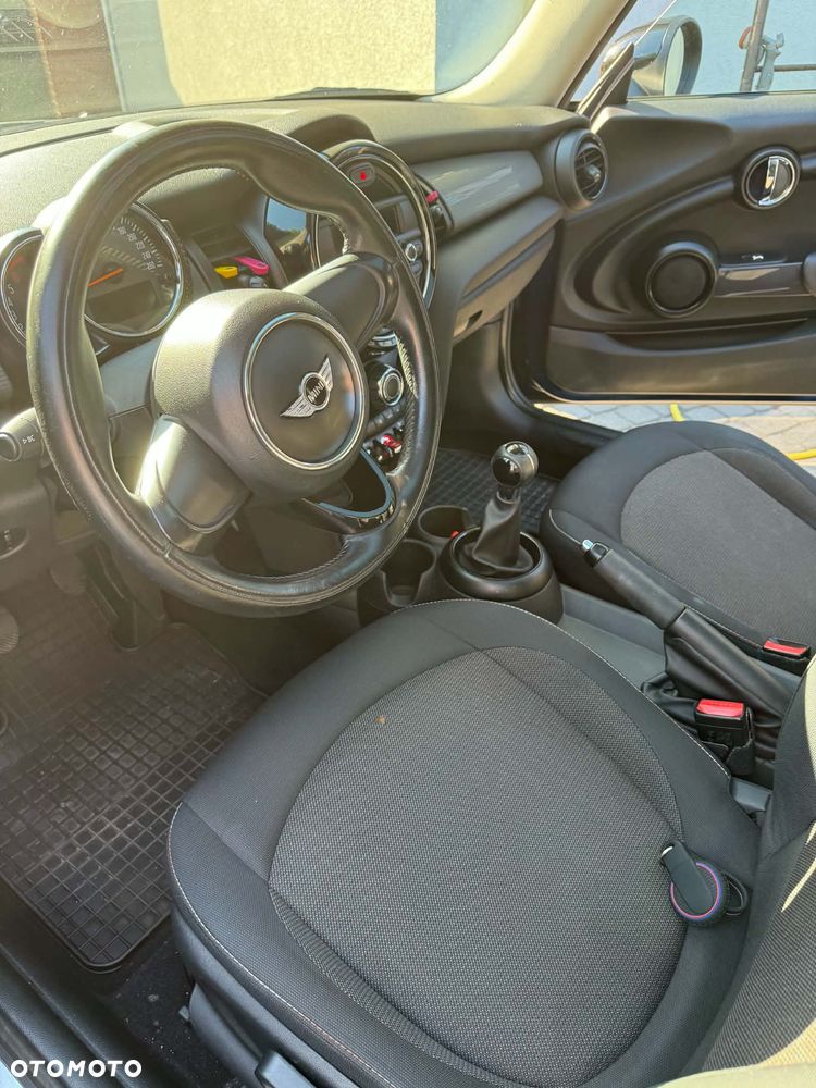 MINI Cooper D - 3