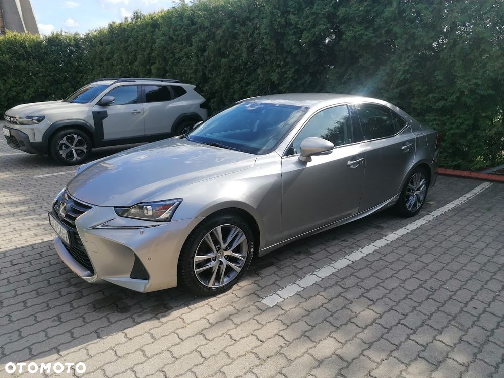 Lexus IS 300h Elegance - 1