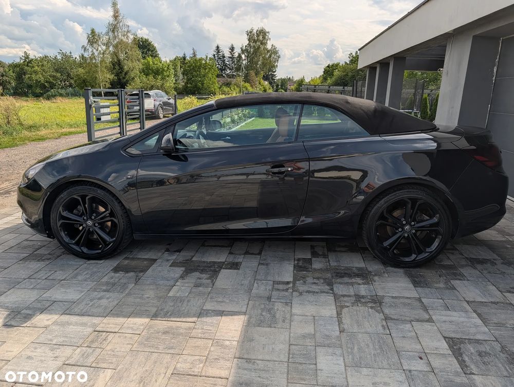 Opel Cascada 2.0 CDTI Cosmo S&S - 25