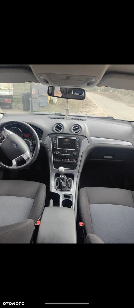 Ford Mondeo 2.0 TDCi Trend - 4