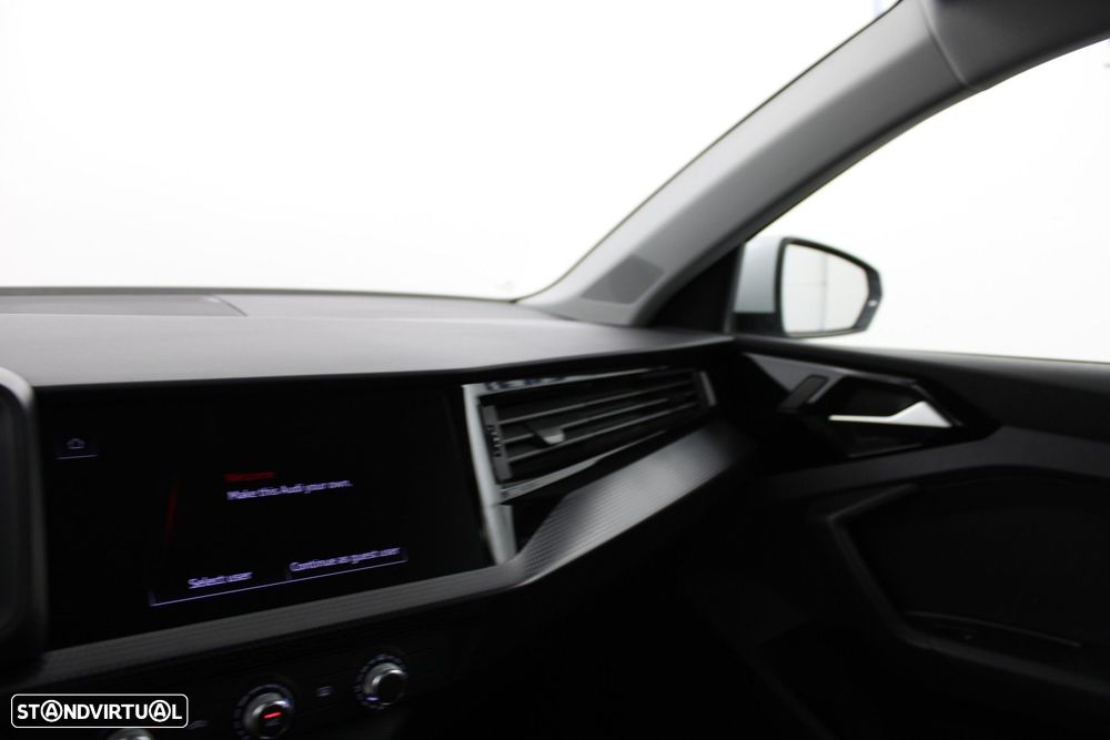 Audi A1 Sportback 25 TFSI Advanced S tronic - 20