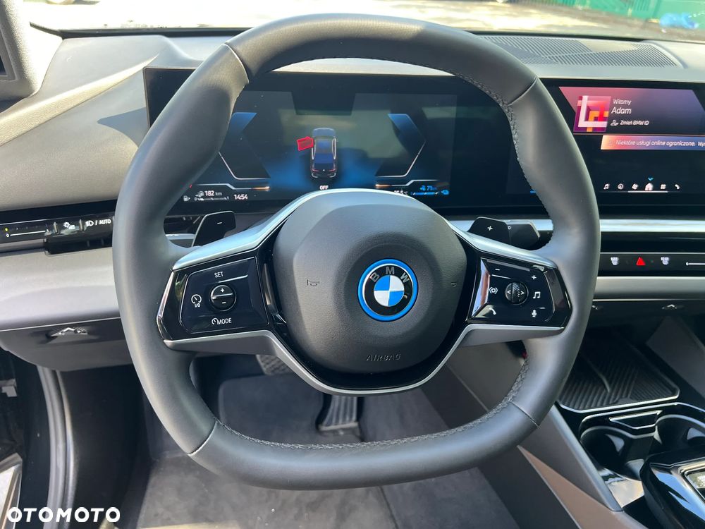 BMW Seria 5 530e PHEV - 24
