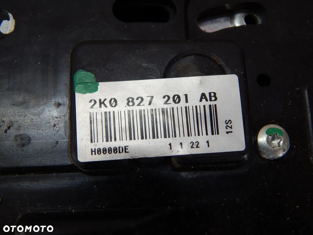 Zamek drzwi tylnych tył VW CADDY III 03-14 2K0827201AB  Łuków części - 2