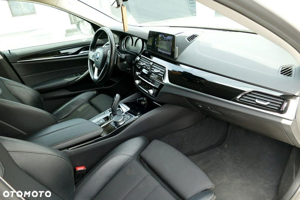 BMW Seria 5 520d Sport Line sport - 21
