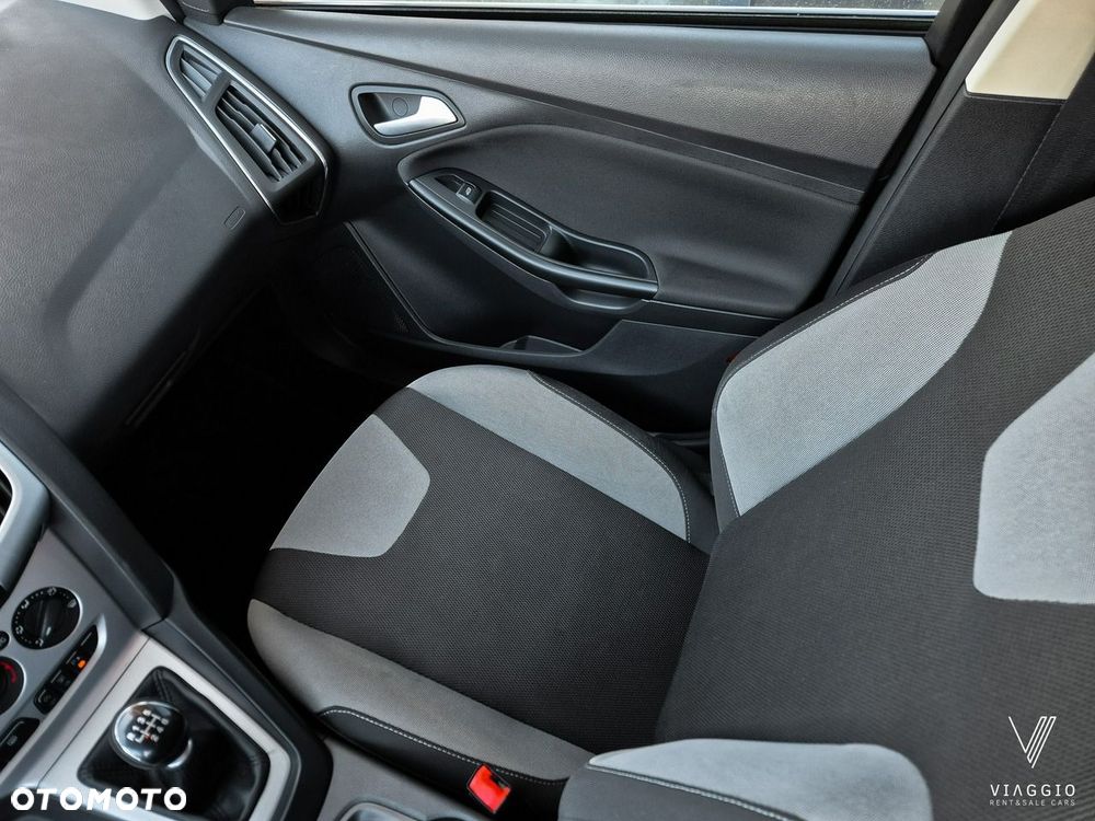 Ford Focus 1.6 EcoBoost Start-Stopp-System Champions Edition - 19