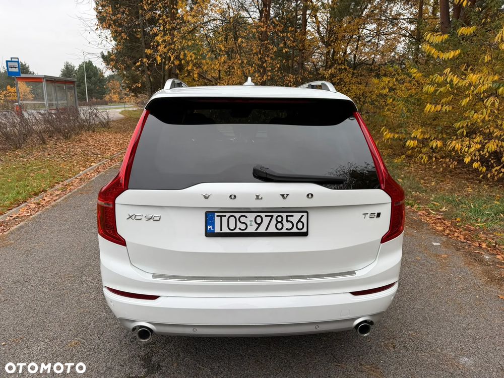 Volvo XC 90 B5 B AWD Momentum 7os - 9