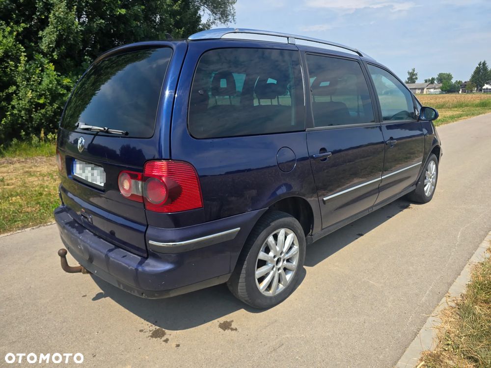 Volkswagen Sharan 1.9 TDI Advantage - 4