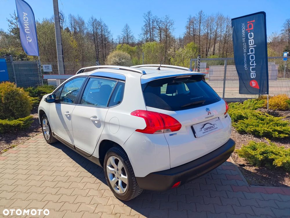 Peugeot 2008 PureTech 82 Active - 5