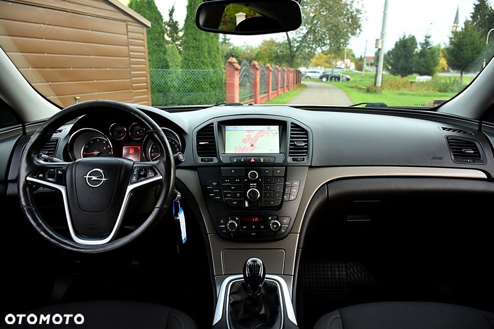 Opel Insignia 1.8 Executive - 18