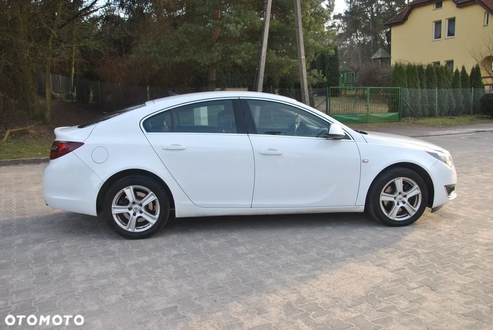 Opel Insignia - 13