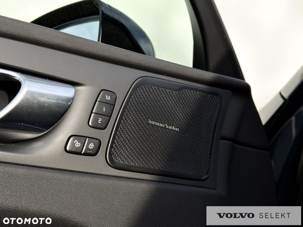 Volvo XC 60 - 21