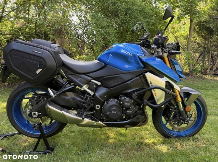 Suzuki GSX 1000 - 3