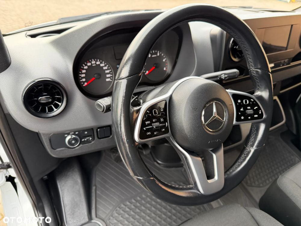 Mercedes-Benz Sprinter L3H2 Winda - 27