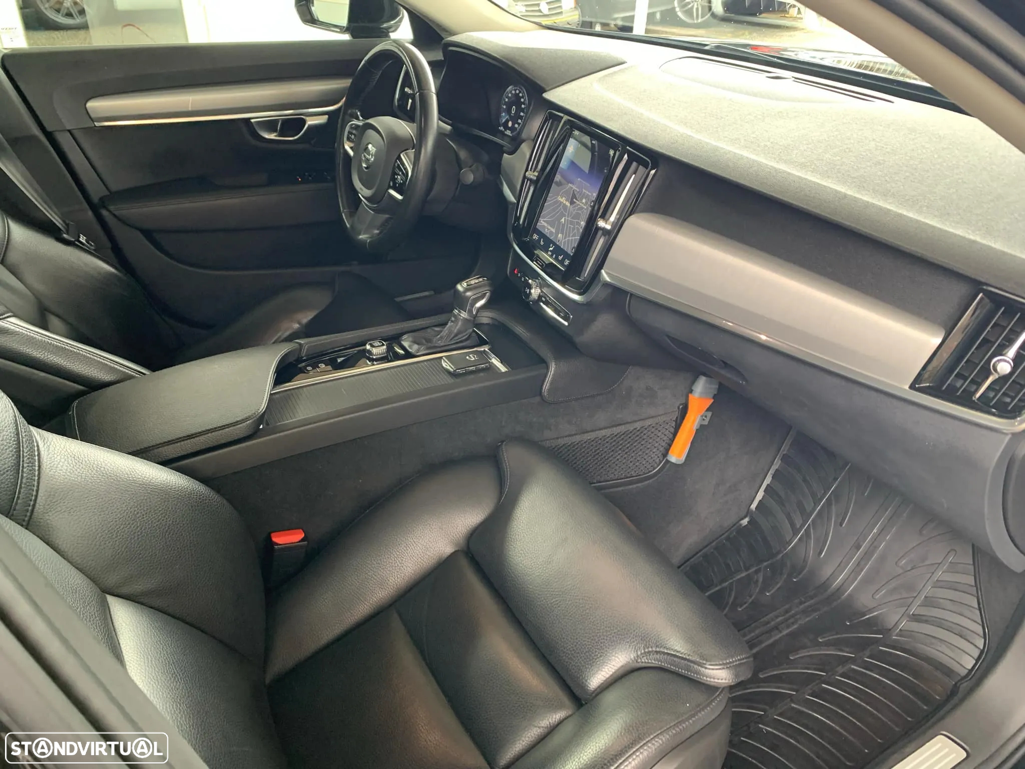 Volvo S90 2.0 D4 Momentum Plus Geartronic - 12