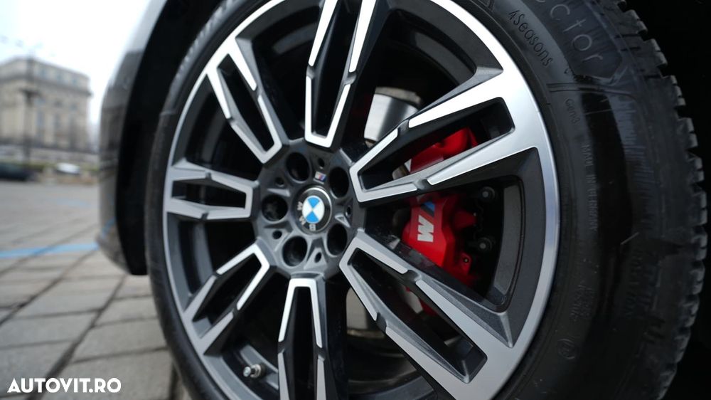 BMW Seria 5 520i AT MHEV - 16