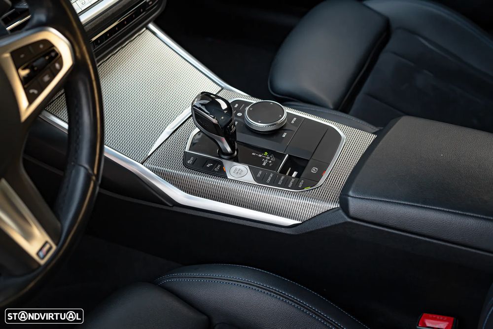 BMW 320 d Pack M Auto - 15
