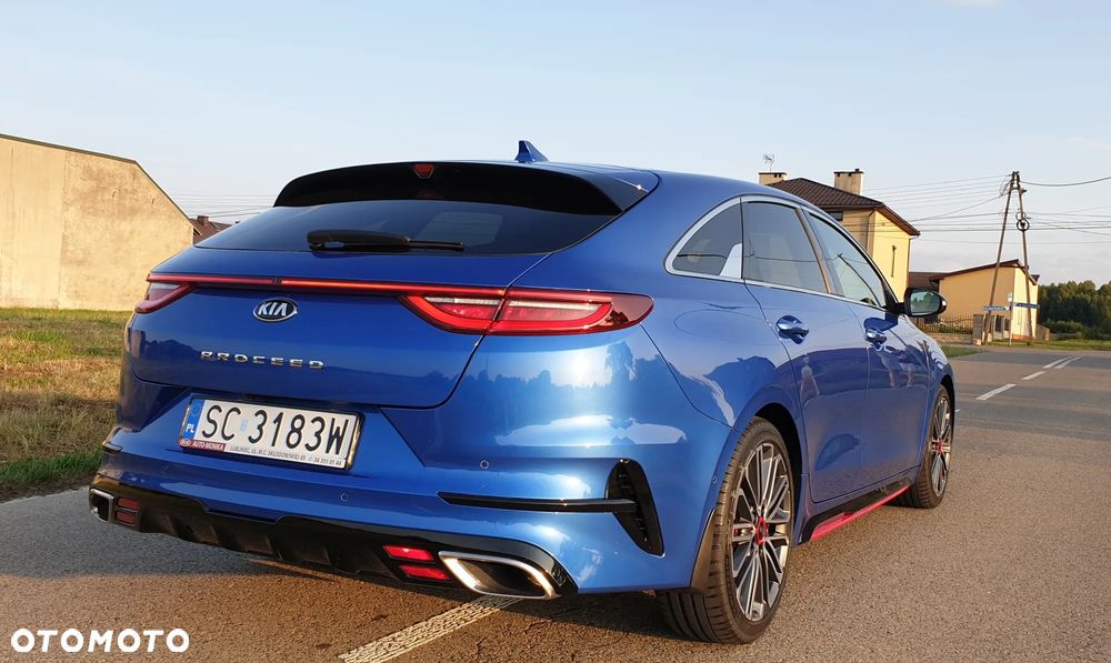 Kia ProCeed - 8