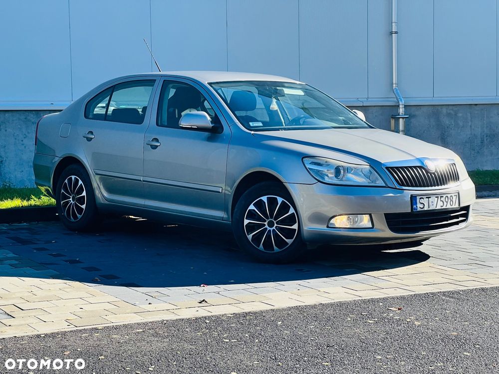 Skoda Octavia 2008 photo 2