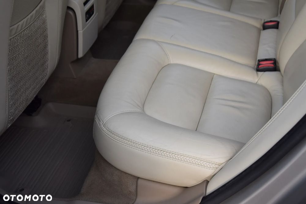 Volvo XC 70 D5 AWD Summum - 23