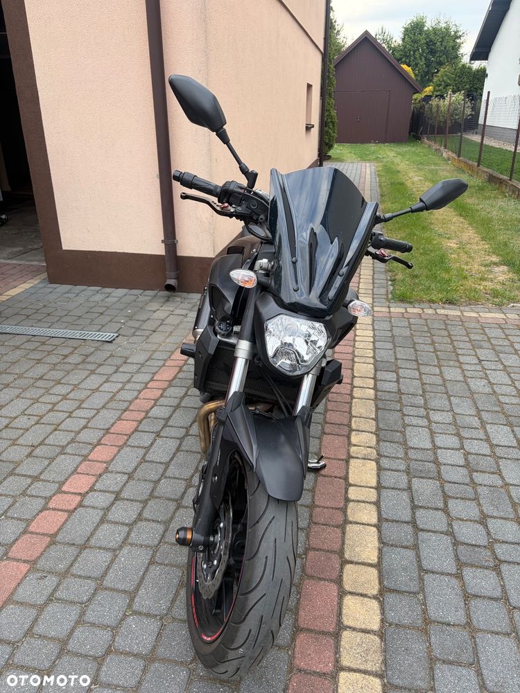 Yamaha MT - 13